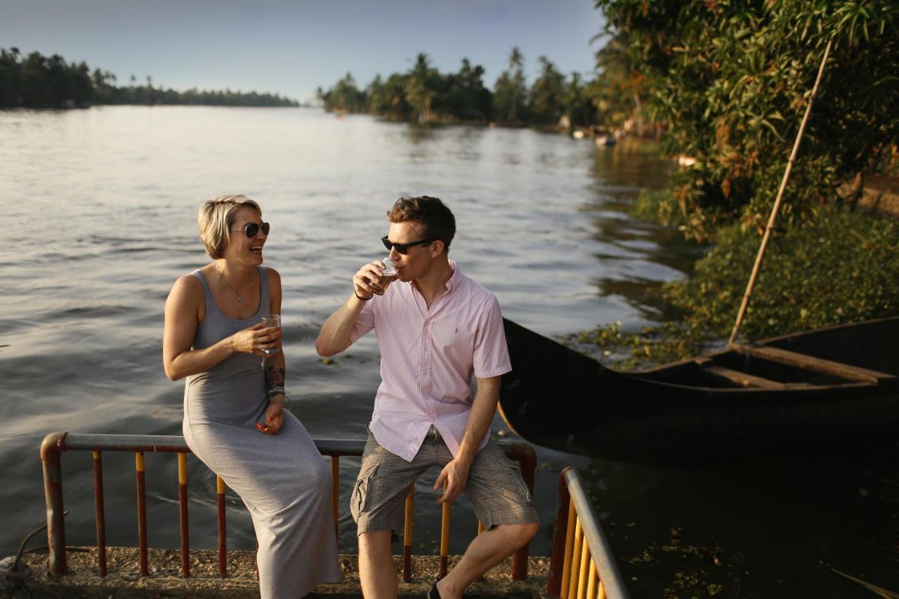 Hotel Spice Coast Cruises - Houseboat, A Cgh Earth Experience Alappuzha Exterior foto